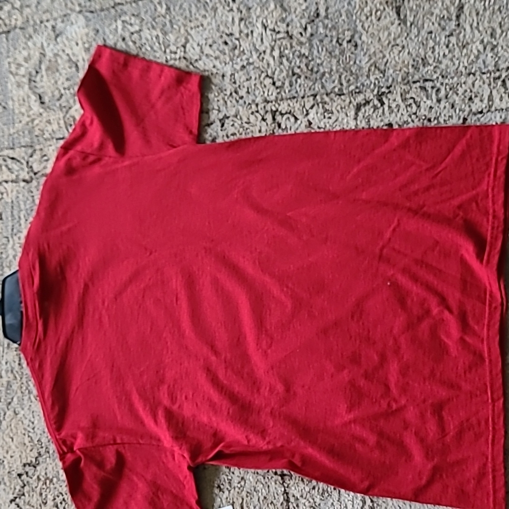 NWT DELTA PRO WEIGHT SANTA'S T-SHIRT - Picture 4 of 4